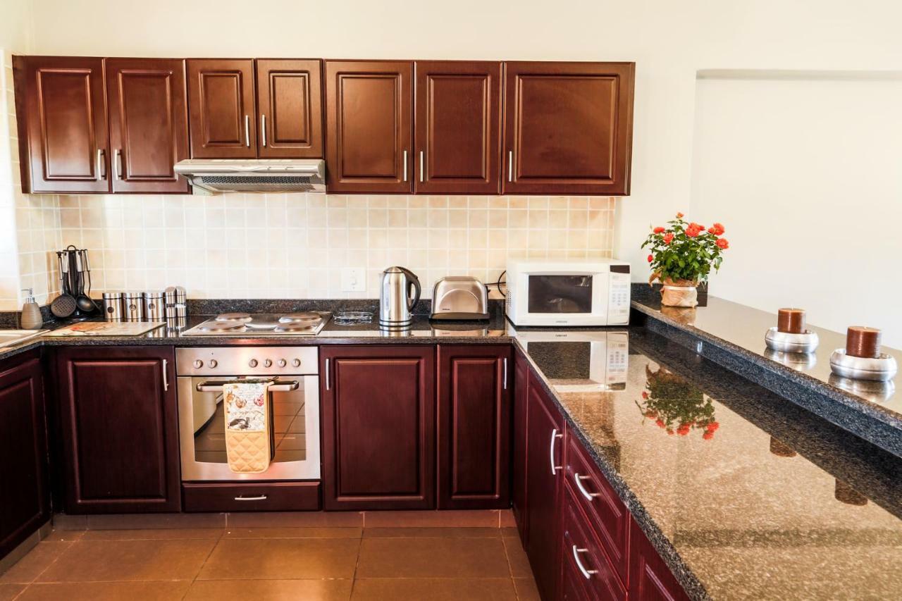 Town View Apartment Pietermaritzburg Bagian luar foto