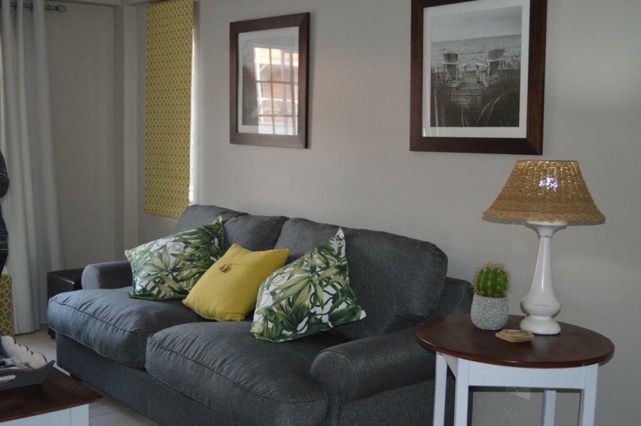 Town View Apartment Pietermaritzburg Bagian luar foto